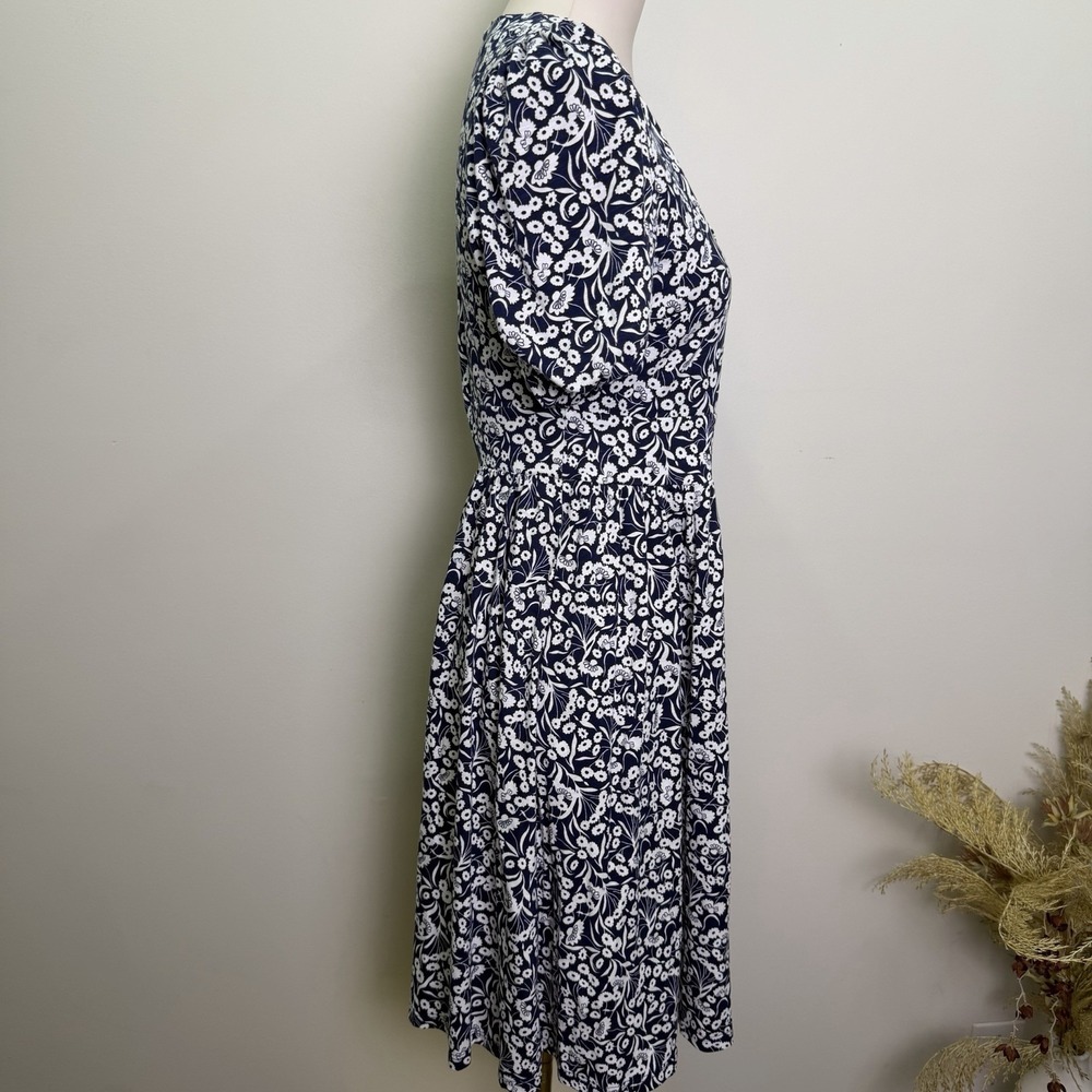 BODEN Floral Jersey Cutout Back Dress Womens US 6L UK 10L Navy Blue White Midi - Picture 3 of 8